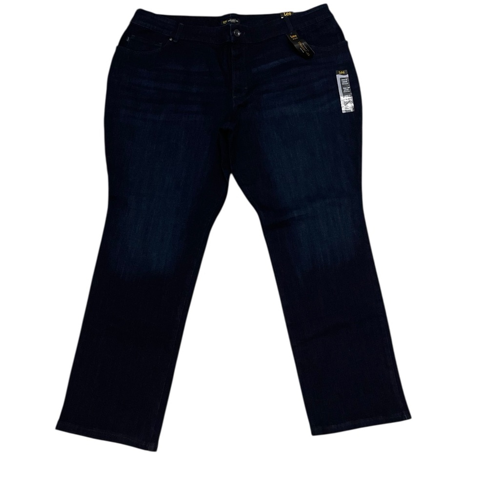 LEE Plus Women's Relaxed Fit Straight Leg Mid Rise 26 W
